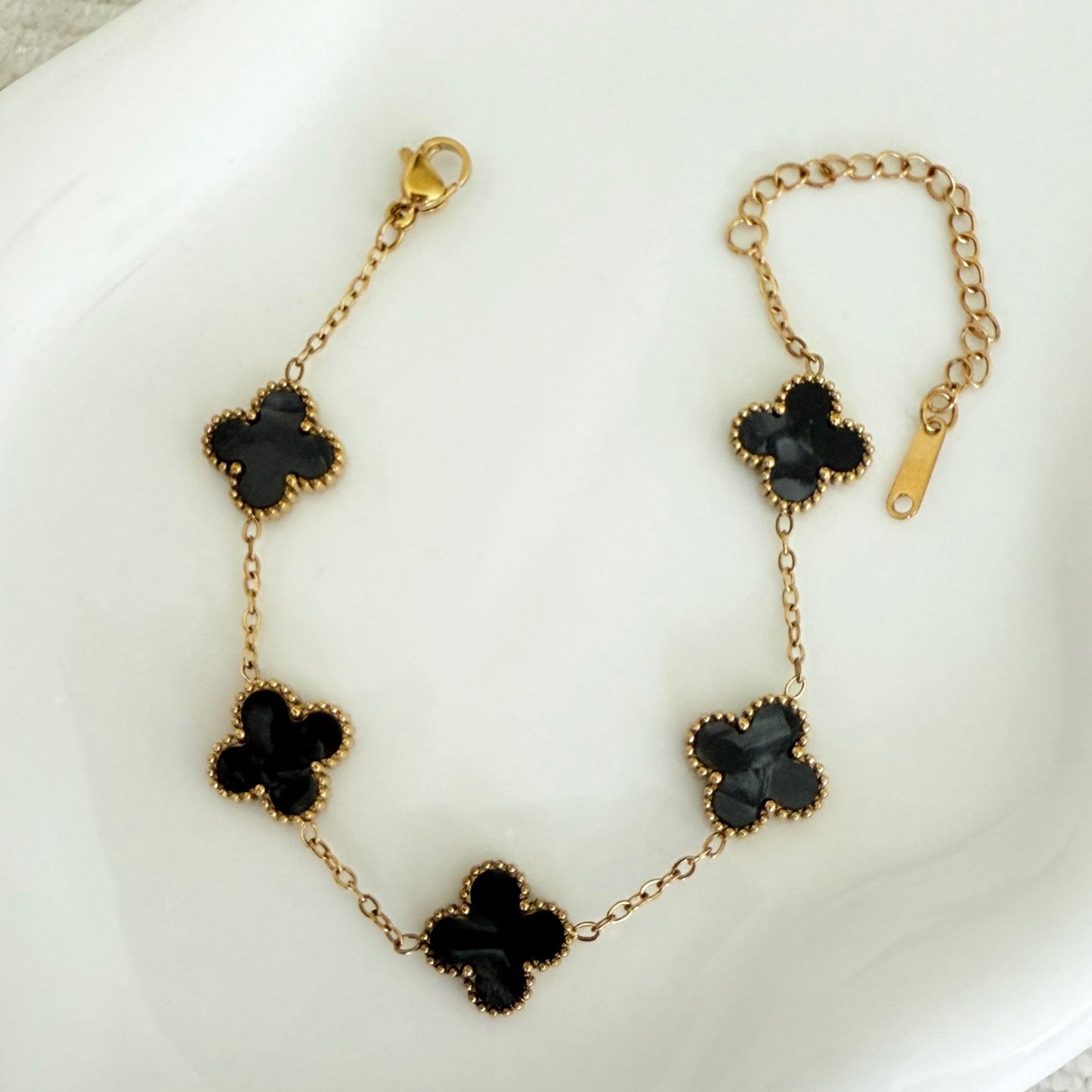 Liora clover bracelet